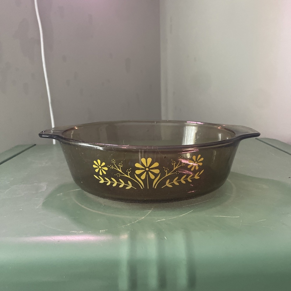 VTG Glasbake Jeanette casserole dish smoked amber glass yellow daisies stipled